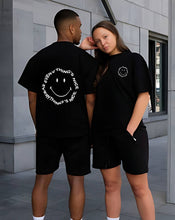 Cargar imagen en el visor de la galería, Camiseta negra carita (UNISEX)