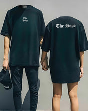 Cargar imagen en el visor de la galería, Camiseta negra the hope (UNISEX)