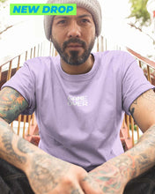 Cargar imagen en el visor de la galería, Camiseta lila game over (UNISEX)