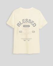 Cargar imagen en el visor de la galería, Camiseta hueso Blessed (UNISEX)
